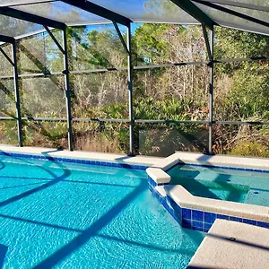 Holiday home Grand Premium 5br Pool Near Parks, Davenport